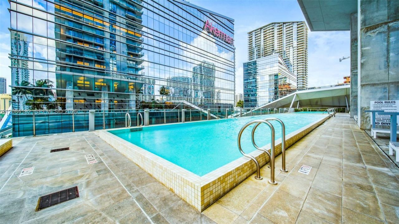 68 SE 6th St , Unit 1605, Miami, FL 33131 Photo