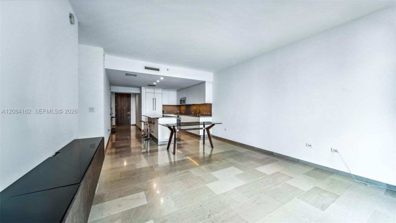 68 SE 6th St , Unit 1605, Miami, FL 33131 Photo