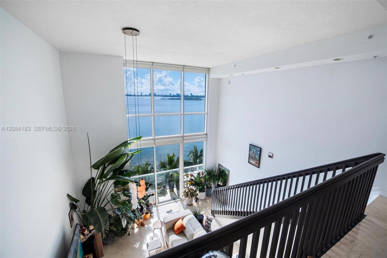 665 NE 25th St , Unit 403, Miami, FL 33137 Photo
