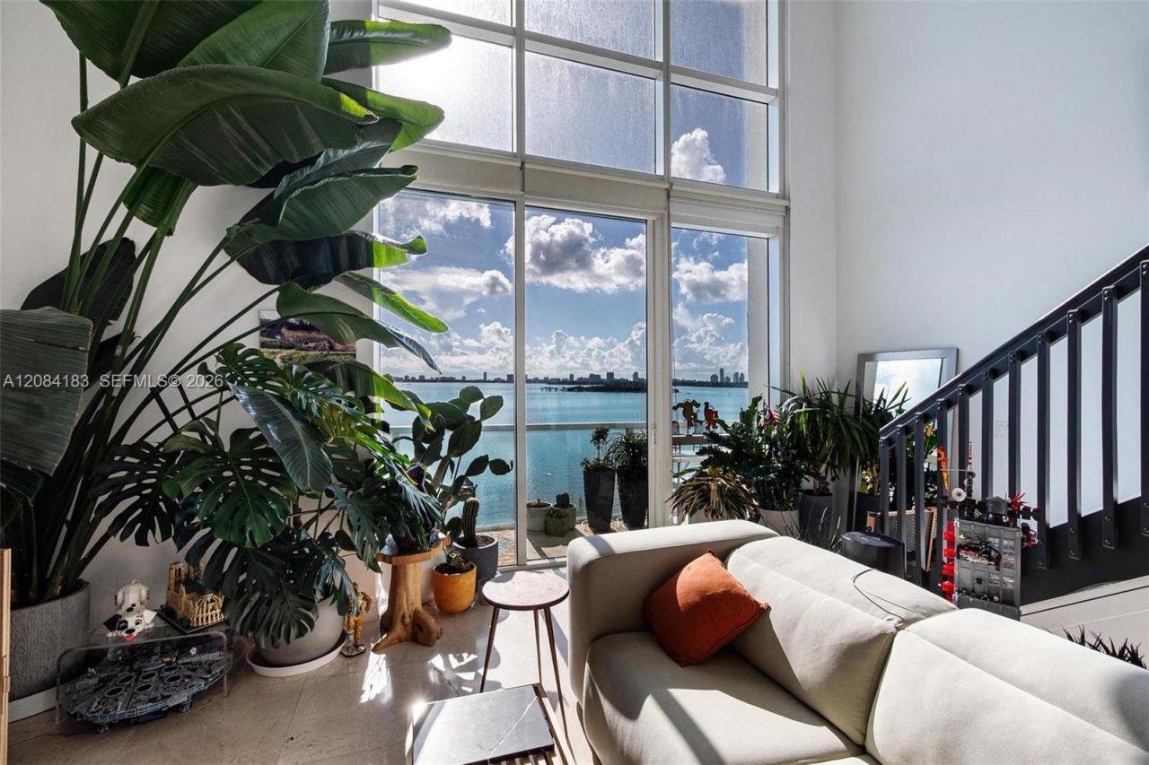 665 NE 25th St , Unit 403, Miami, FL 33137 Photo