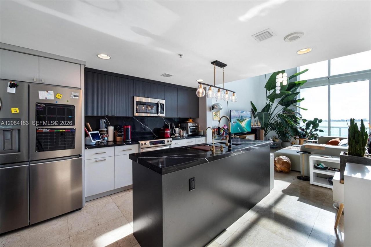 665 NE 25th St , Unit 403, Miami, FL 33137 Photo