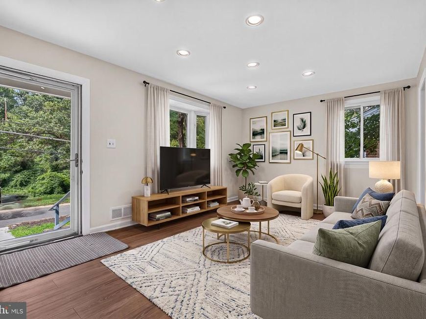 11852 Huggins Drive , Silver Spring, MD 20902 Main Photo