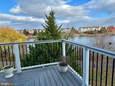 20594 CORNSTALK TERRACE, Unit 301, ASHBURN, VA 20147