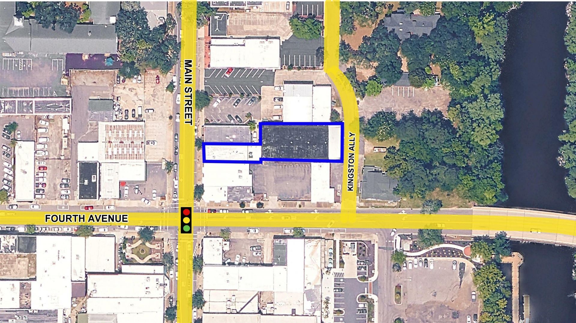 408 Main St. Photo 4