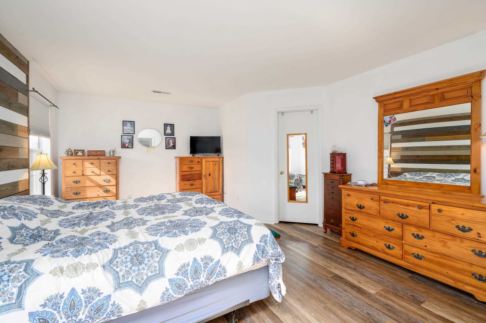465 Dandelion Ln.  Photo 17