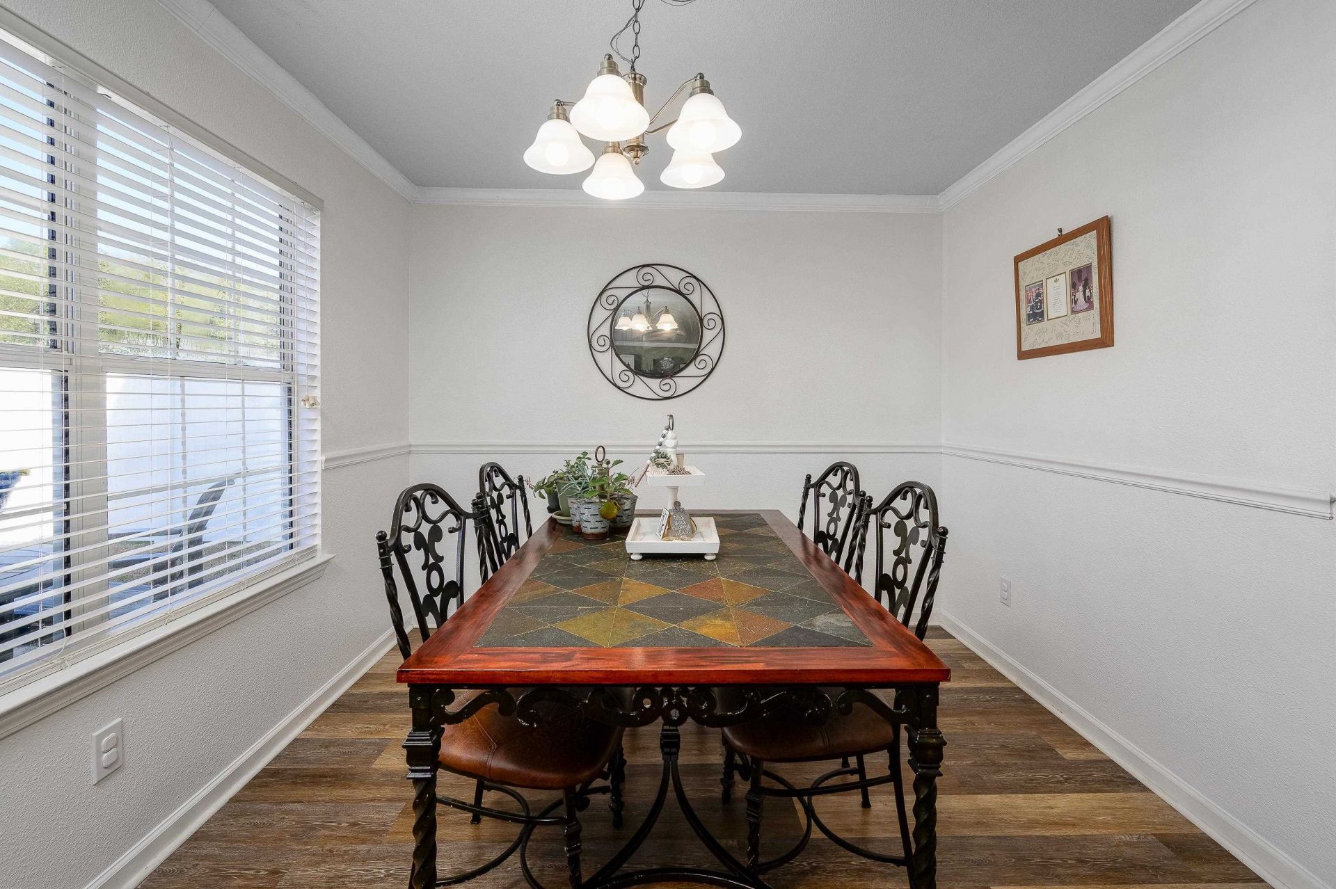 465 Dandelion Ln.  Photo 9