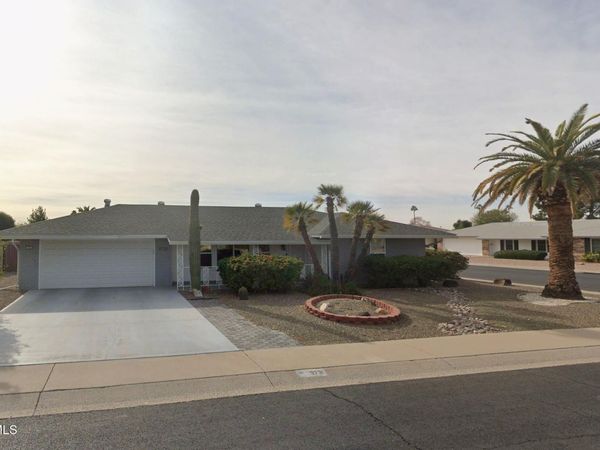 9731 W BROKENSTONE Drive, Sun City, AZ 85351