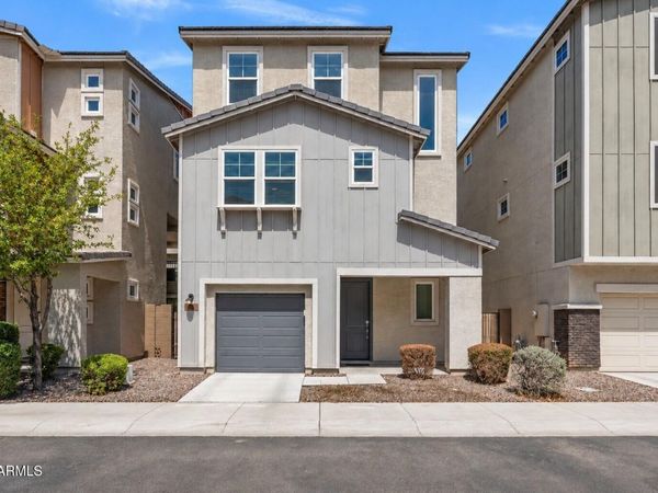 762 W FLINTLOCK Way, Chandler, AZ 85286