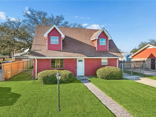 10915 CURRAN Boulevard , New Orleans, LA 70127