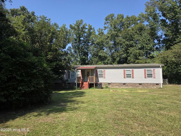 18060 Queen Road, Laurinburg, NC 28352