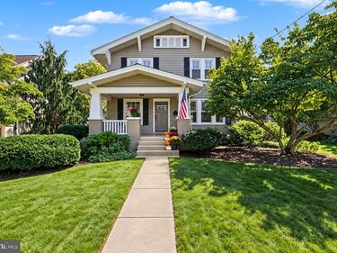 268 E AREBA AVENUE , HERSHEY, PA 17033