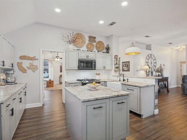 8317 Trail Lake Drive, Rowlett, TX 75088