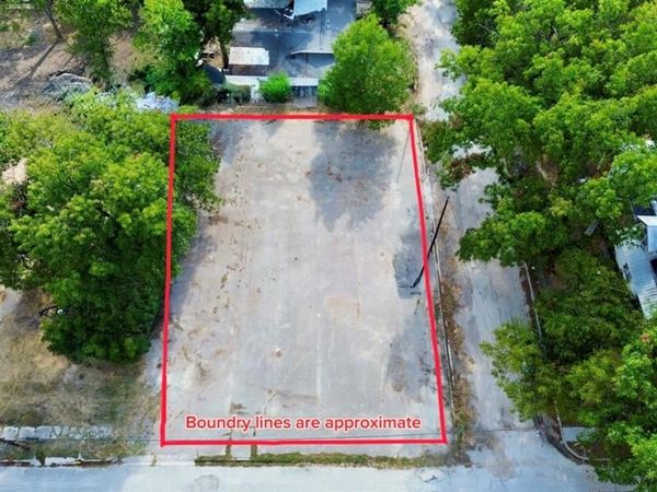 203 S Avenue H, Clifton, TX 76634