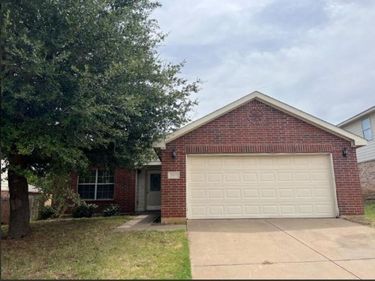 1601 Hedgewood Trail, Fort Worth, TX 76112