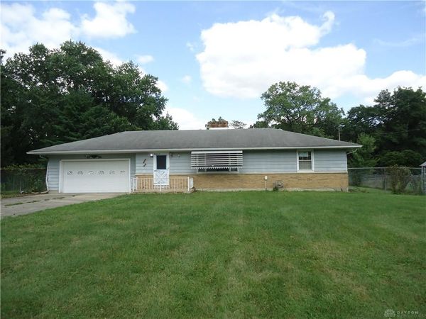 6066 Aaron Lane, Huber Heights, OH 45424