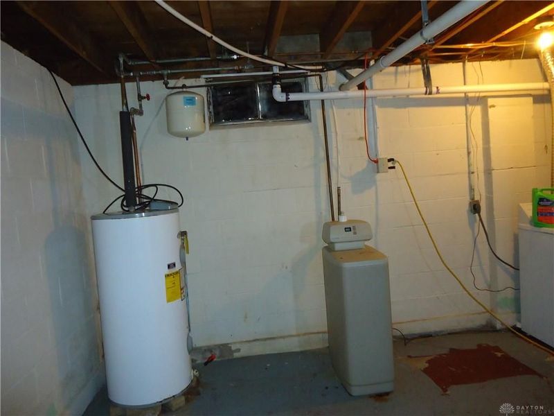 6066 Aaron Lane, Huber Heights, OH 45424 Photo 13
