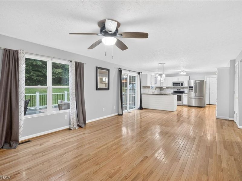 3470 Madora Avenue, Green, OH 44319 Photo 14