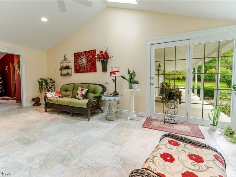5556 Blacksnake Hill Road NE, Dover, OH 44622 Photo 10