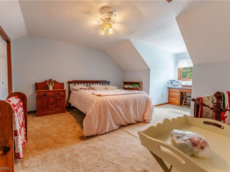 5556 Blacksnake Hill Road NE, Dover, OH 44622 Photo 21