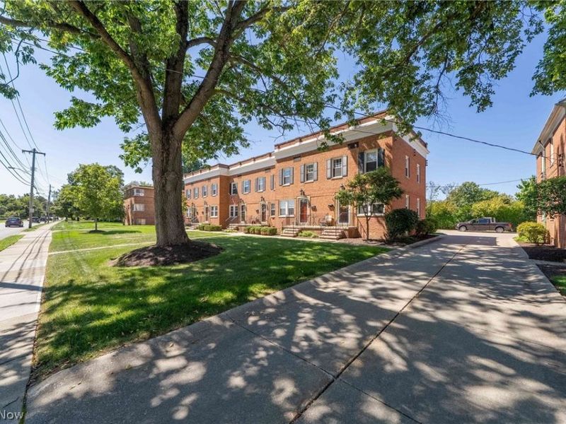2684 Wooster Road, Rocky River, OH 44116 Photo 4
