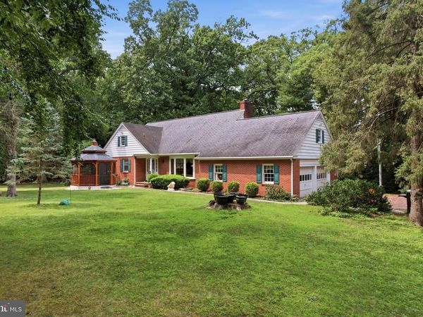 1274 SUMNEYTOWN PIKE, LANSDALE, PA 19446