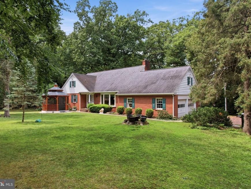 1274 Sumneytown Pike, Lansdale, PA 19446 Main Photo