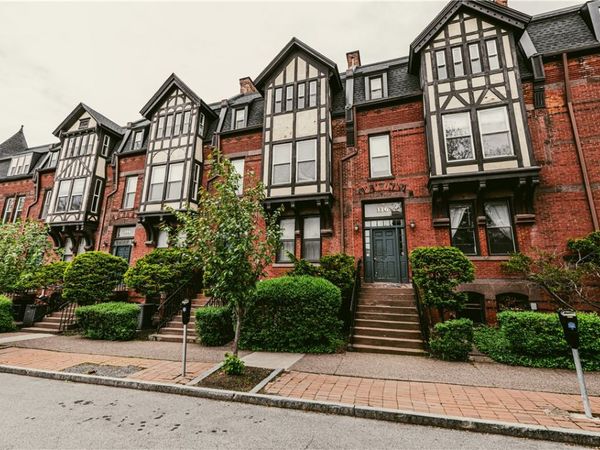 136 Gibbs Street , Unit 2, Rochester, NY 14605