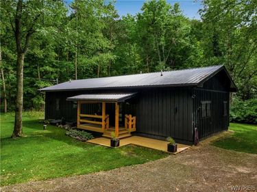 5034 Whig Street , Salamanca, NY 14779