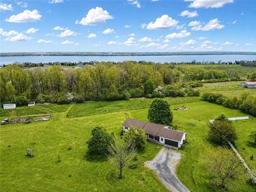 300 Turk Road , Geneva, NY 14456