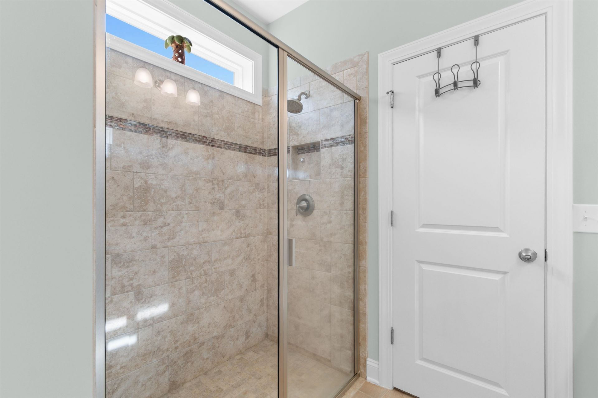 640 Belle Dr. Photo 14