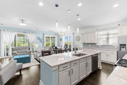 640 Belle Dr. photo 4