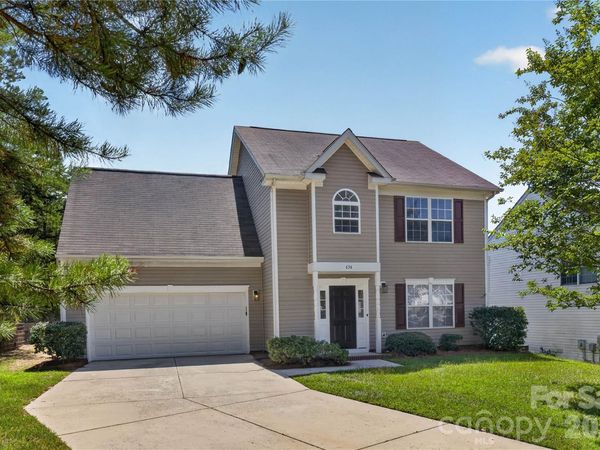 634 Longacre Drive, Charlotte, NC 28214