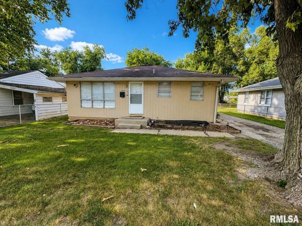2819 W MARQUETTE Street, Peoria, IL 61605