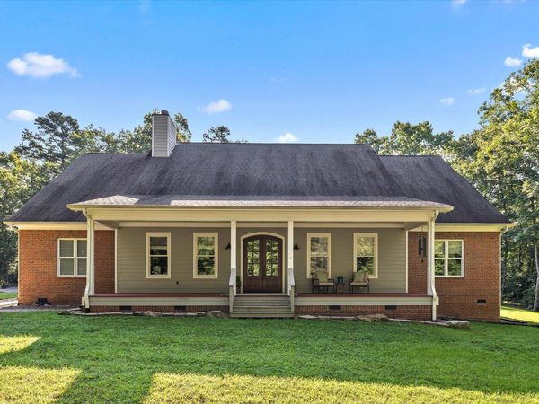 692 Clear Brooks Drive, Signal Mountain, TN 37377
