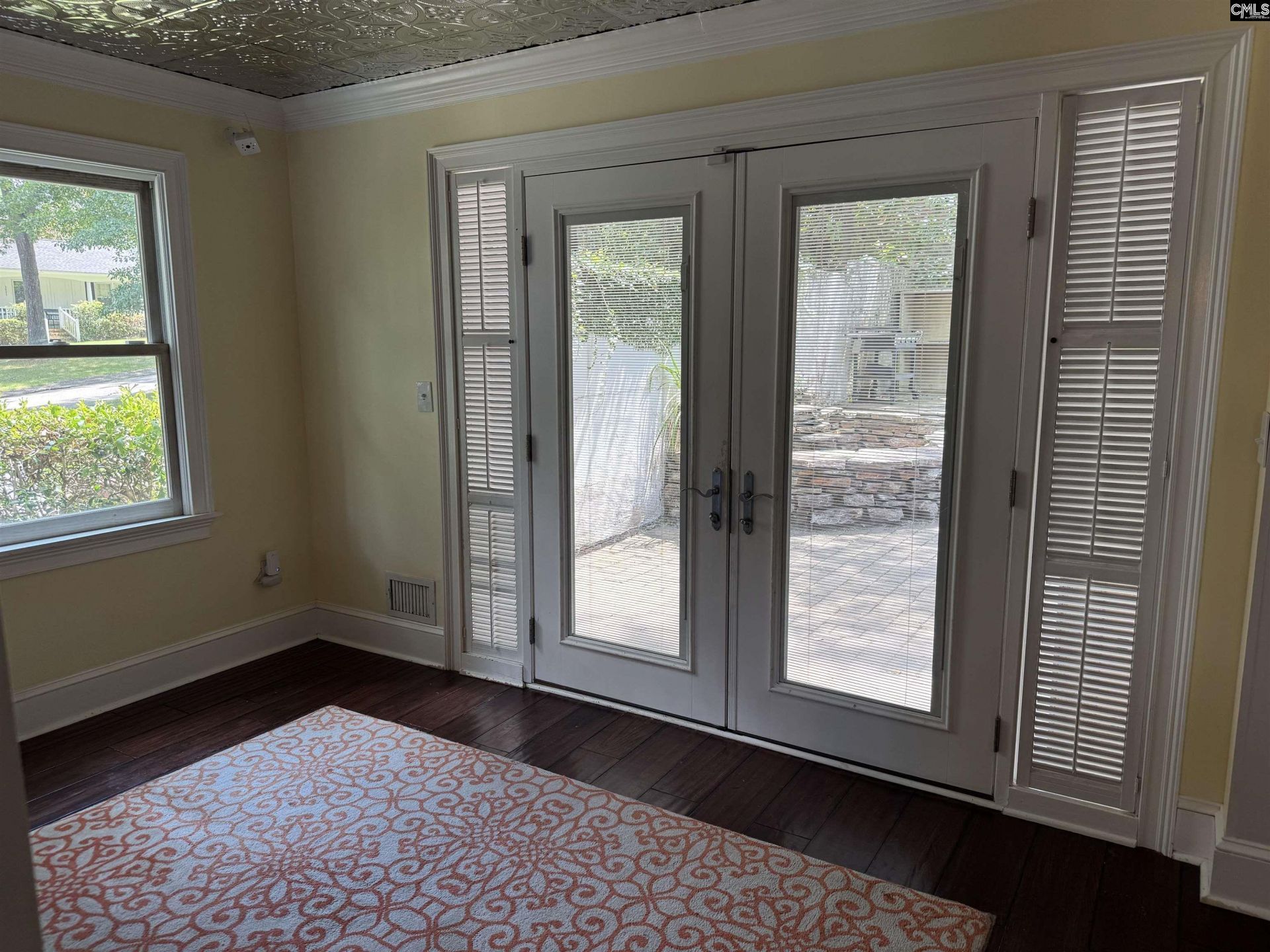 3856 Edinburgh Road Photo 11