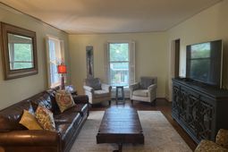 3856 Edinburgh Road photo 4