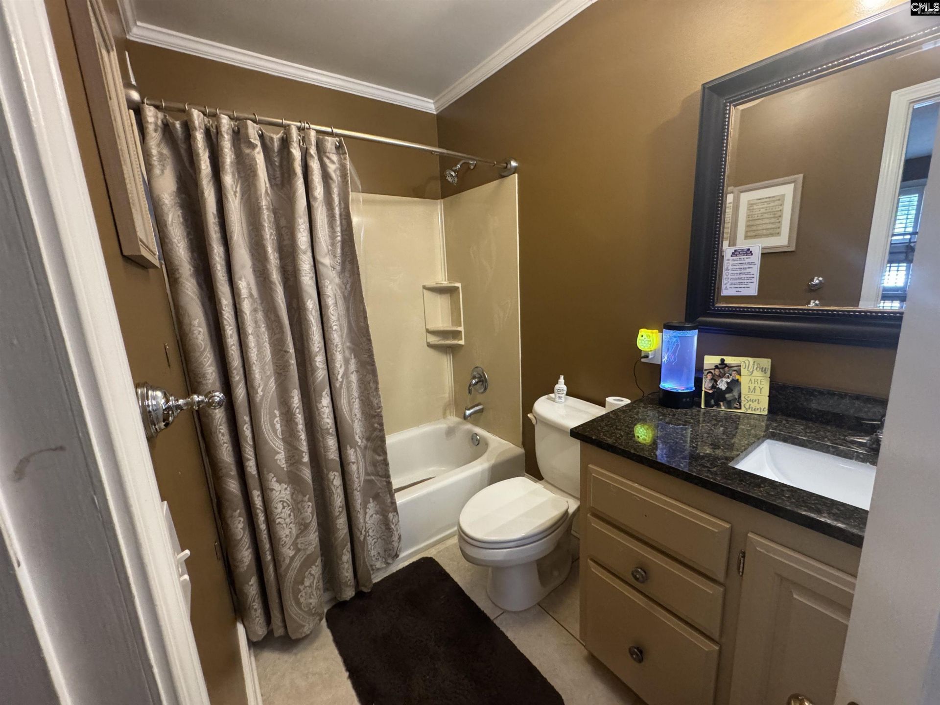 3856 Edinburgh Road Photo 4