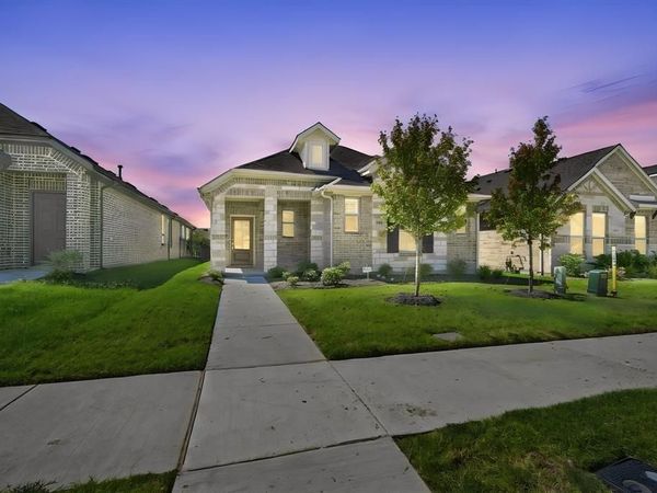 2838 Buttermilk Drive , Midlothian, TX 76065