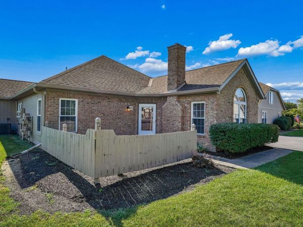 2244 Willowside Lane , Grove City, OH 43123