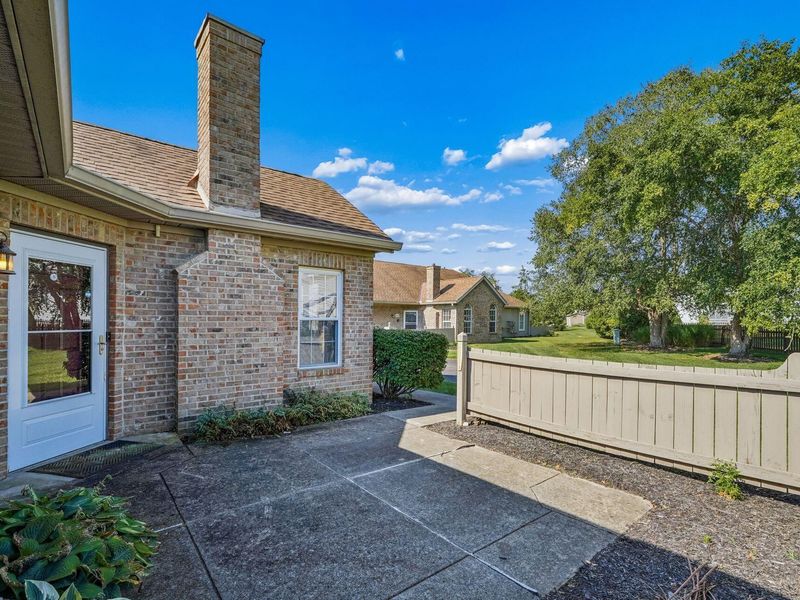 2244 Willowside Lane, Grove City, OH 43123 Photo 5