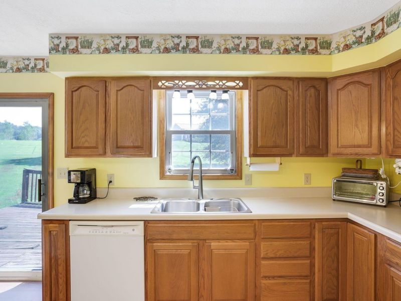 10380 Tyler Court, Glouster, OH 45732 Photo 16