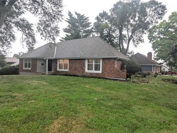 4444 E 107th Terrace, Kansas City, MO 64137