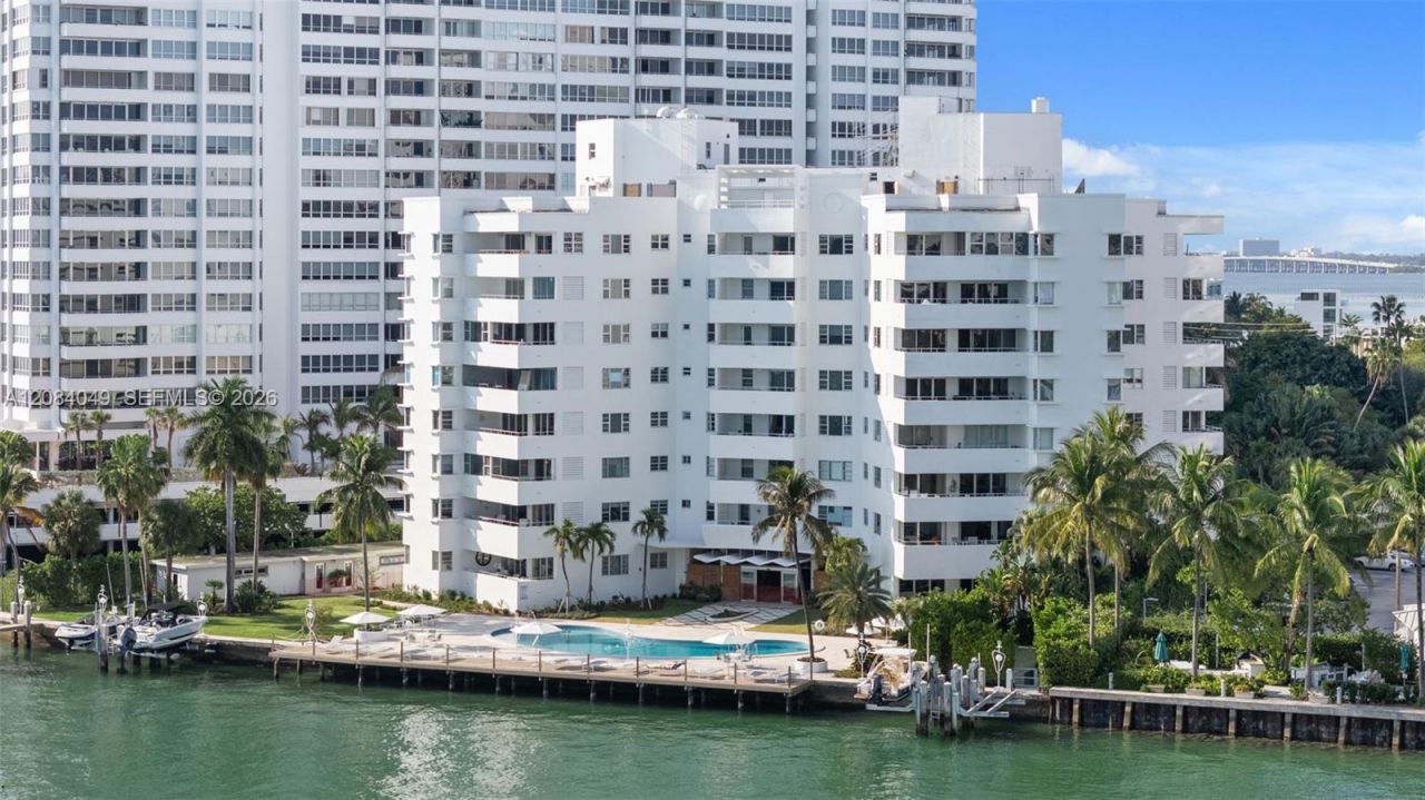 16 Island Ave, Unit 4E, Miami Beach, FL 33139 Photo