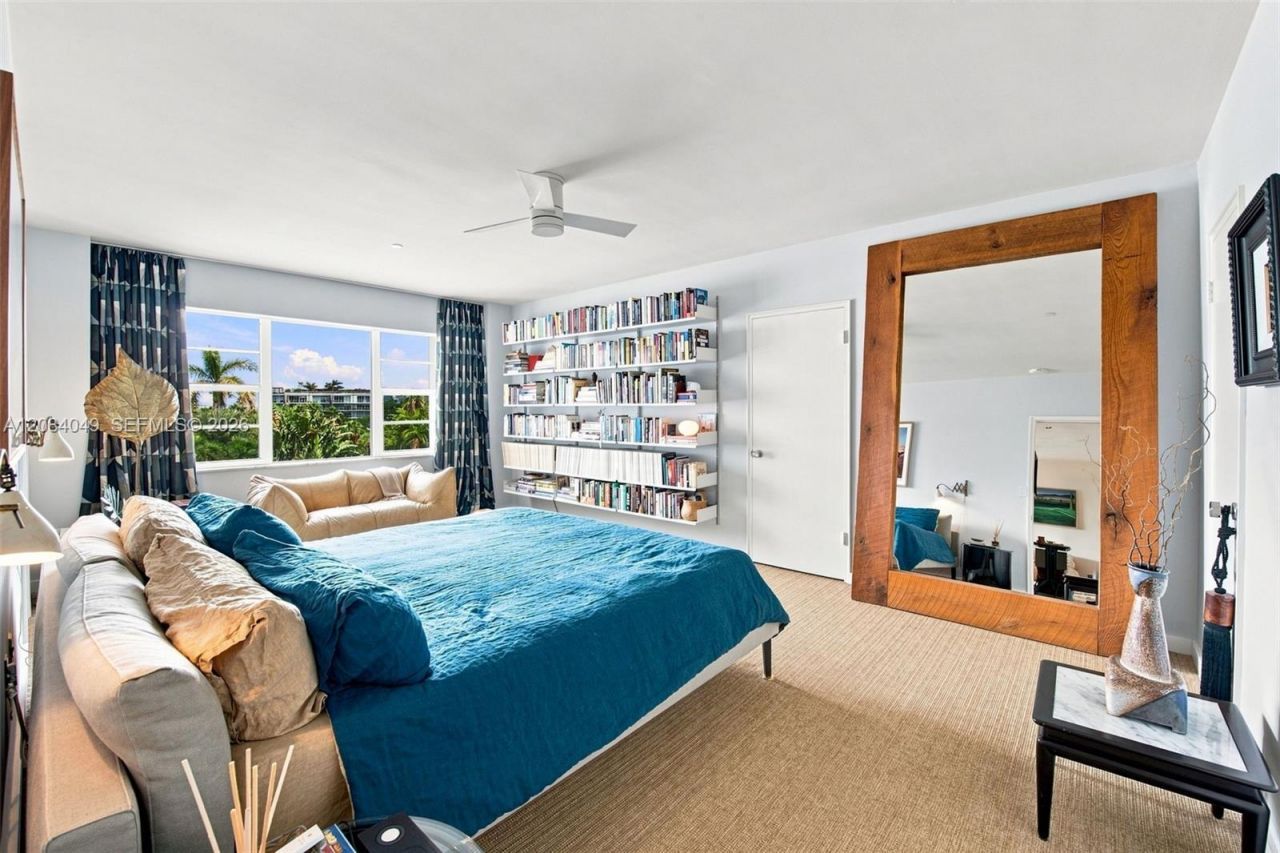16 Island Ave, Unit 4E, Miami Beach, FL 33139 Photo