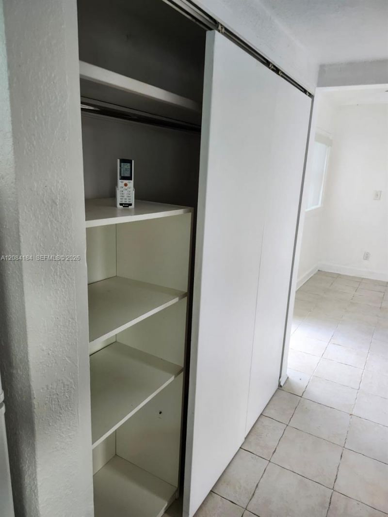 137 Abaco Dr, Unit 1, Palm Springs, FL 33461 Photo