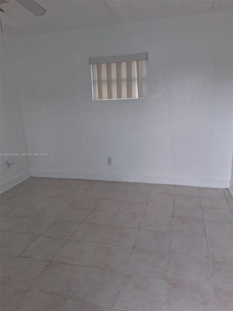 137 Abaco Dr, Unit 1, Palm Springs, FL 33461 Photo