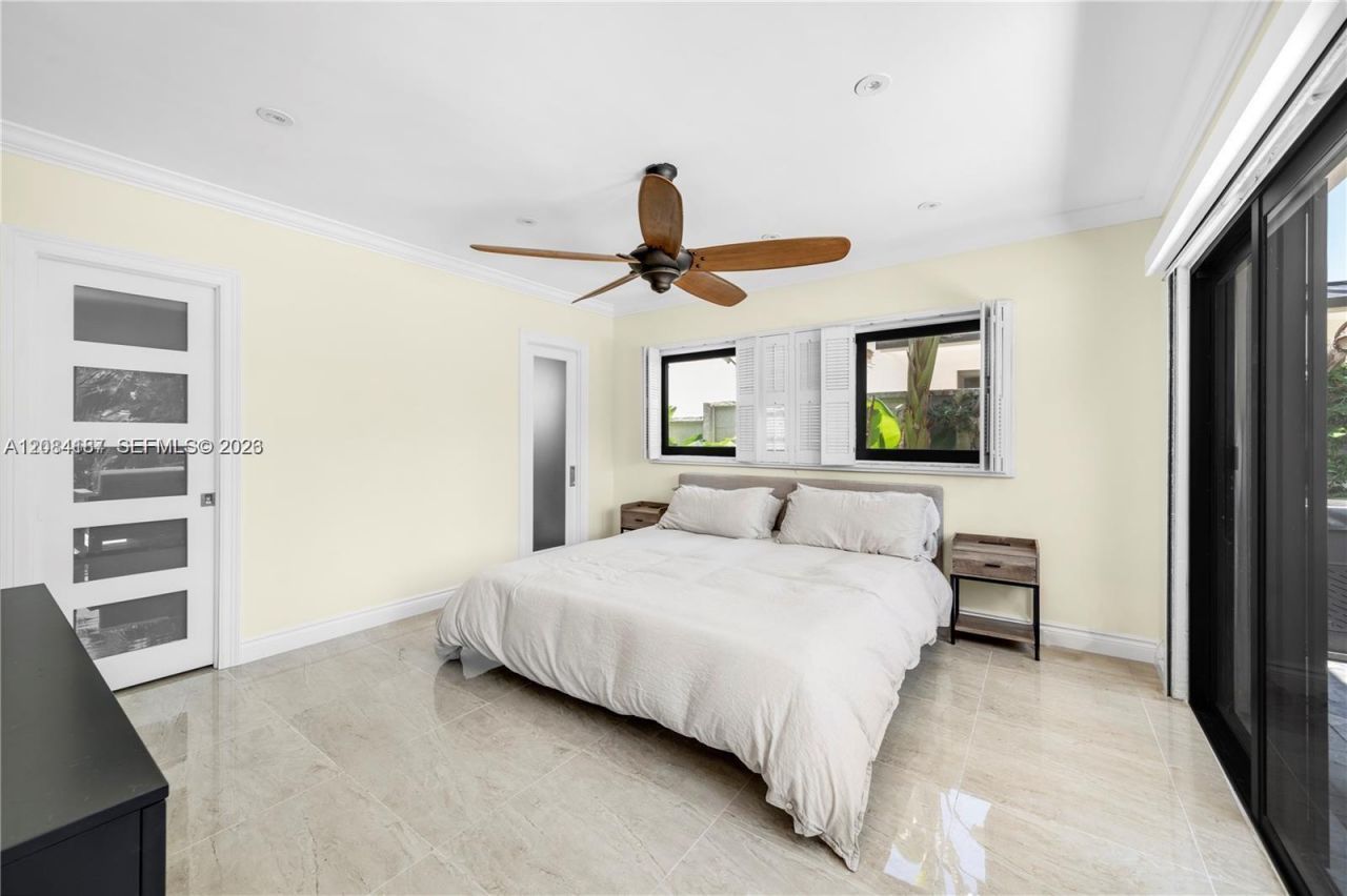1160 NE 91st St , Miami, FL 33138 Photo