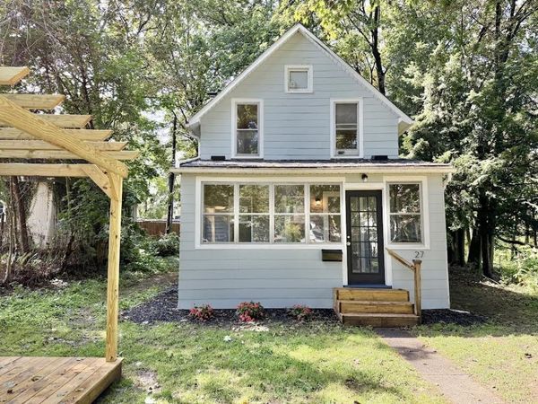 27 Hannahs, Rochester, NY 14612
