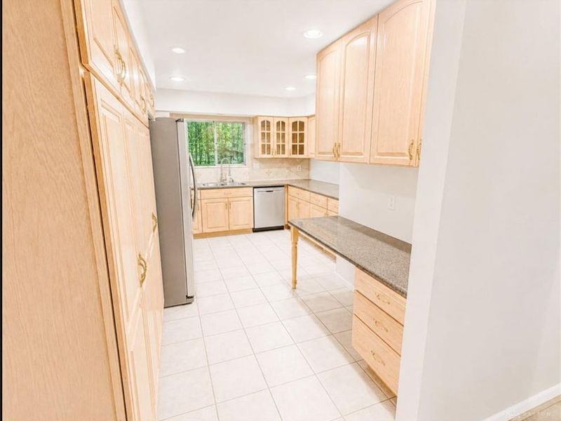 540 Heather Drive, Unit 7, Dayton, OH 45405 Photo 8