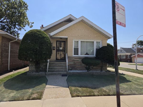 2333 E 83rd Street , Chicago, IL 60617